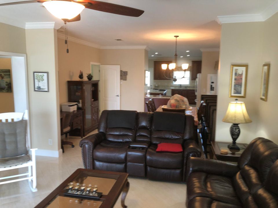 На продажу: $395,000 (2 спален, 2 ванн, 1536 Квадратных фут)