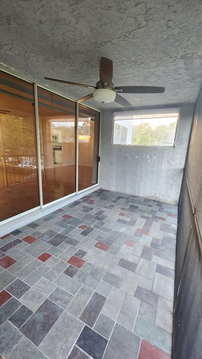 合同活跃: $2,600 (3 贝兹, 2 浴室, 1458 平方英尺)