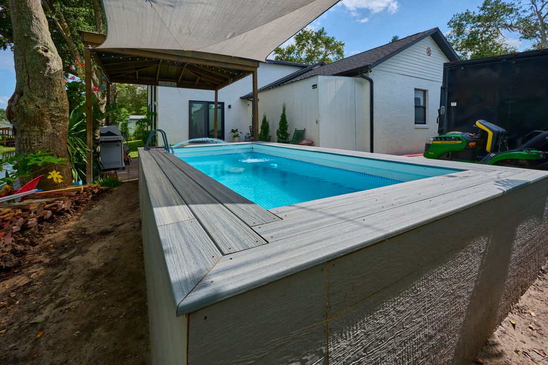 En Venta: $599,900 (4 camas, 2 baños, 1800 Pies cuadrados)