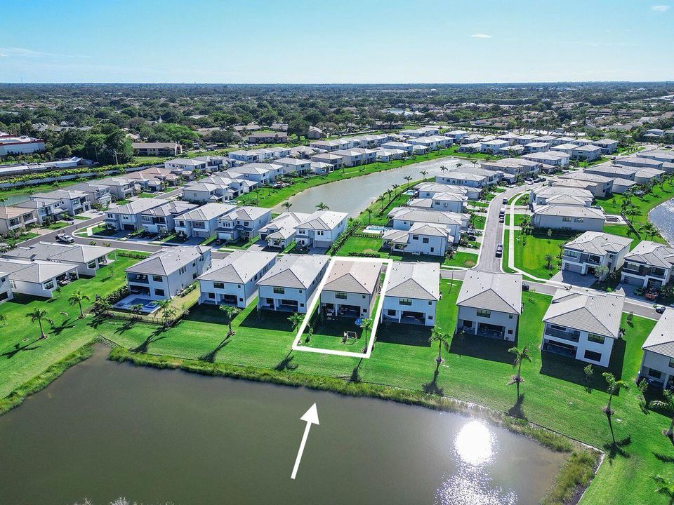 For Rent: $10,000 (5 beds, 7 baths, 4605 Square Feet)