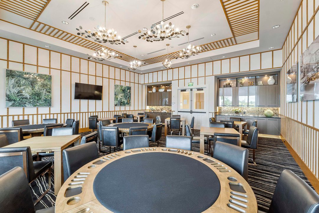 For Rent: $10,000 (5 beds, 7 baths, 4605 Square Feet)