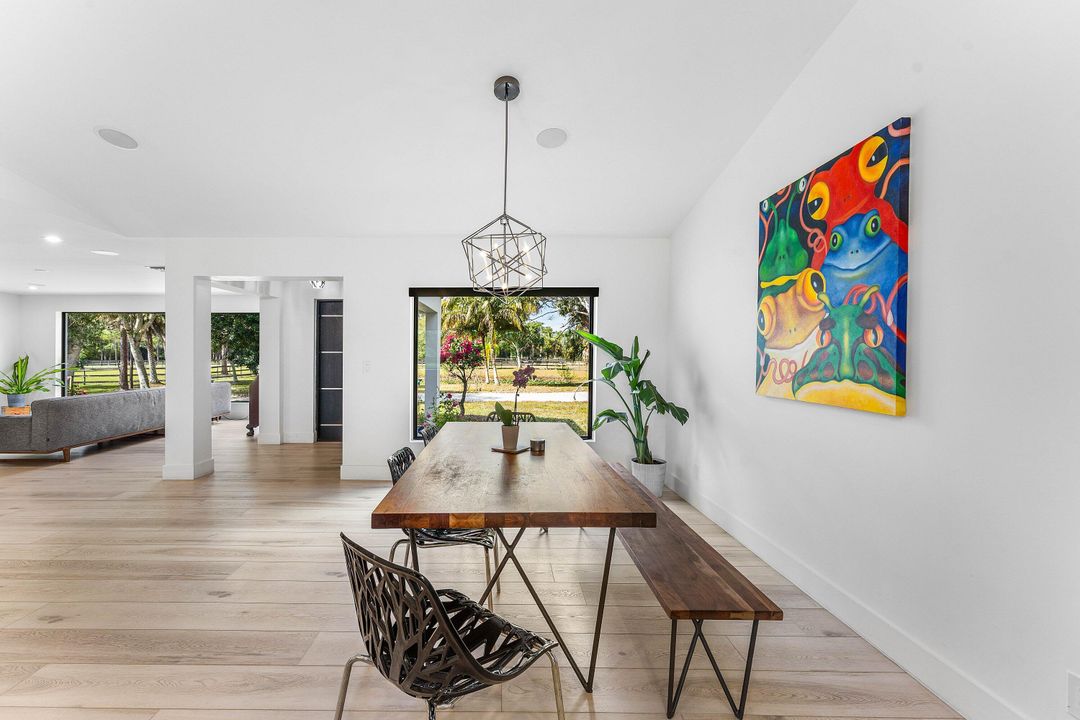 En Venta: $1,395,000 (4 camas, 3 baños, 2936 Pies cuadrados)