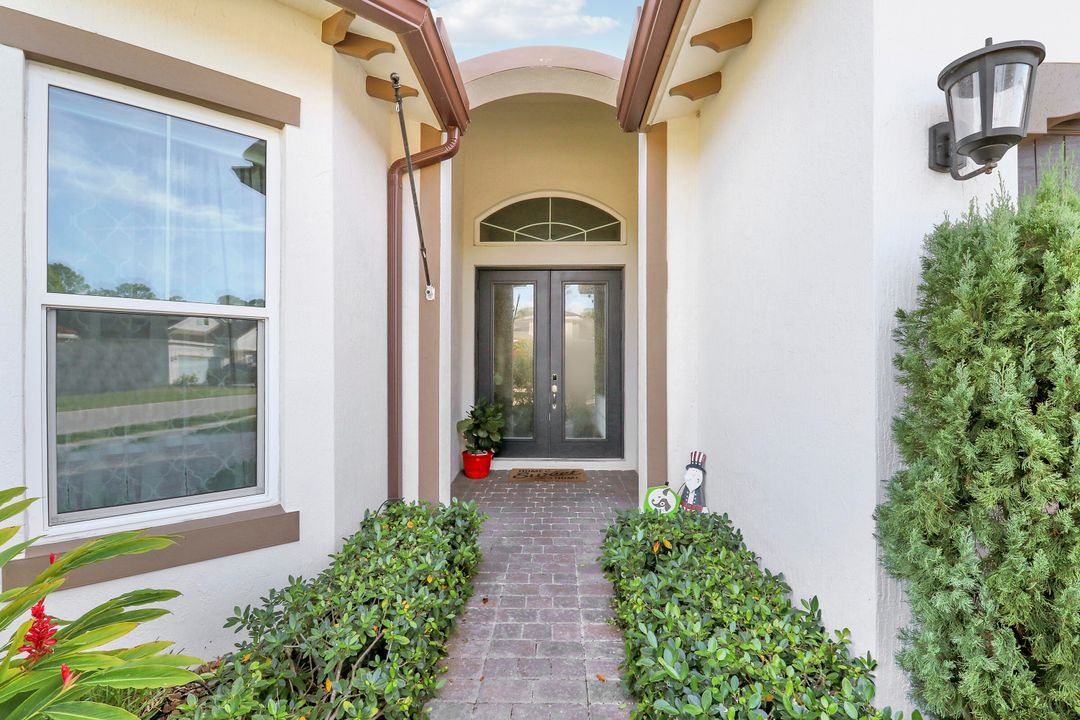 For Sale: $975,000 (4 beds, 3 baths, 3015 Square Feet)