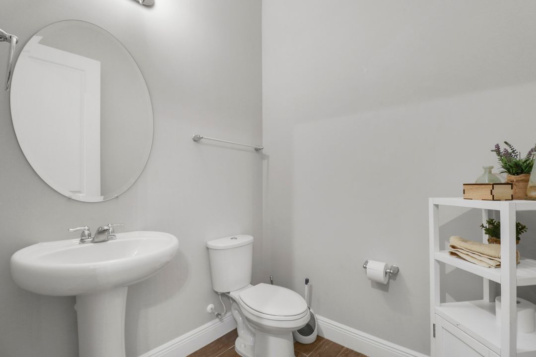 For Sale: $975,000 (4 beds, 3 baths, 3015 Square Feet)