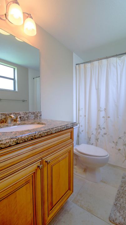 For Sale: $299,900 (3 beds, 2 baths, 1156 Square Feet)