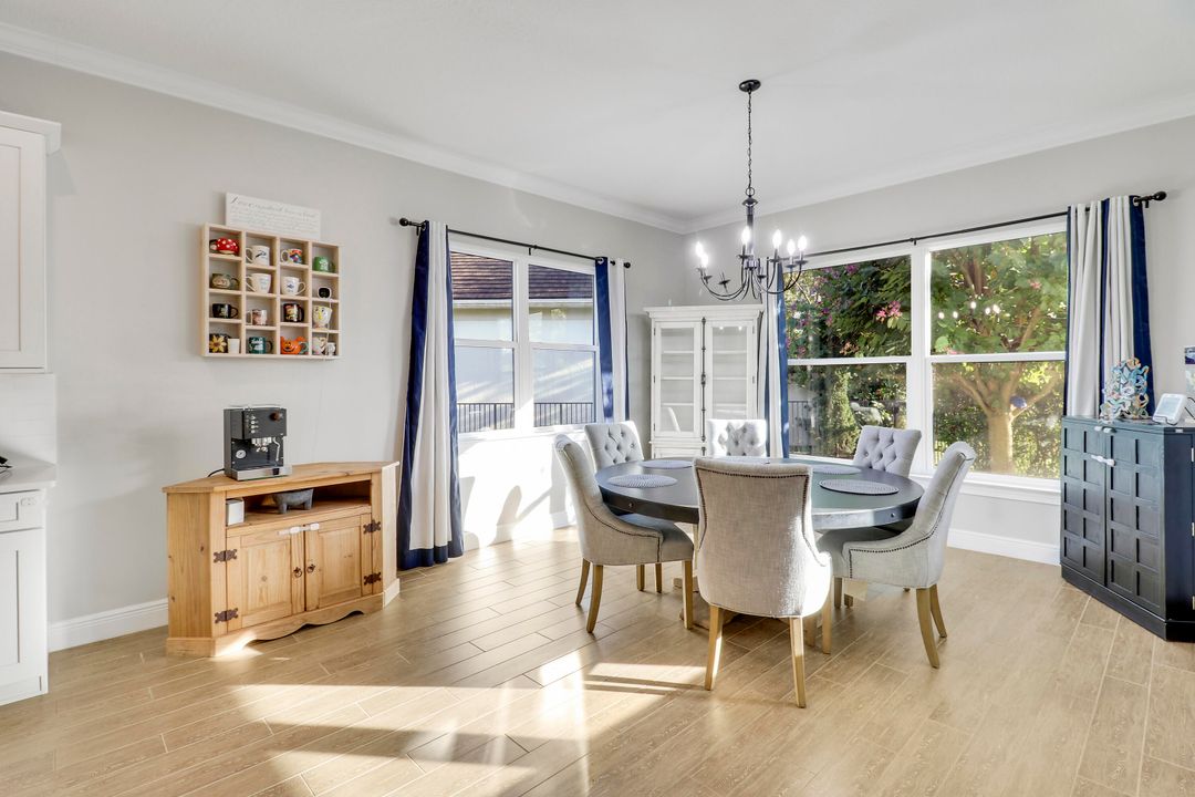 For Sale: $975,000 (4 beds, 3 baths, 3015 Square Feet)