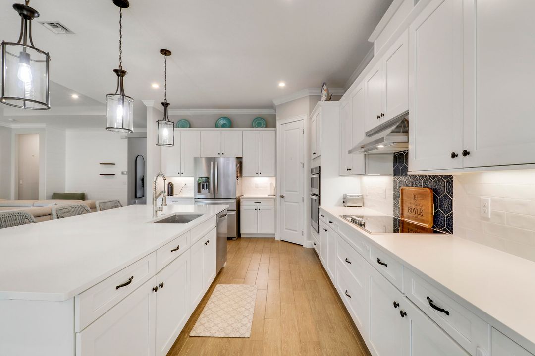 For Sale: $975,000 (4 beds, 3 baths, 3015 Square Feet)