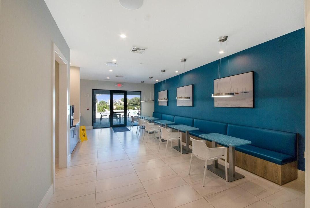 出租: $2,800 (2 贝兹, 2 浴室, 1319 平方英尺)