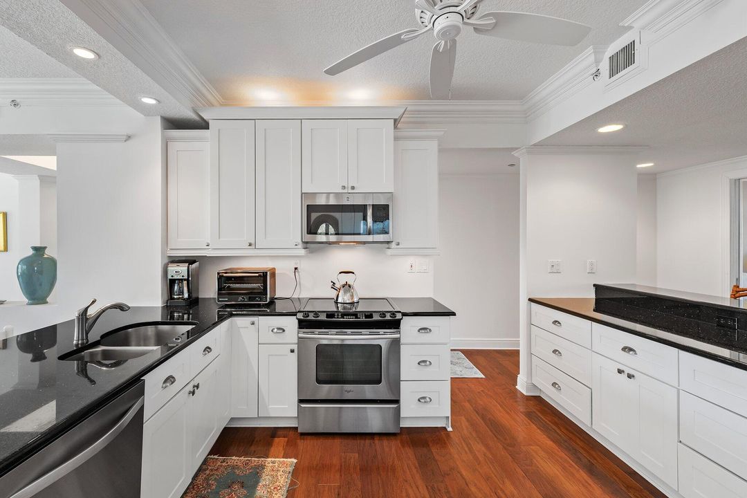 For Rent: $10,000 (3 beds, 2 baths, 2200 Square Feet)