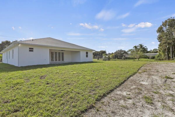 For Sale: $955,000 (4 beds, 3 baths, 2967 Square Feet)