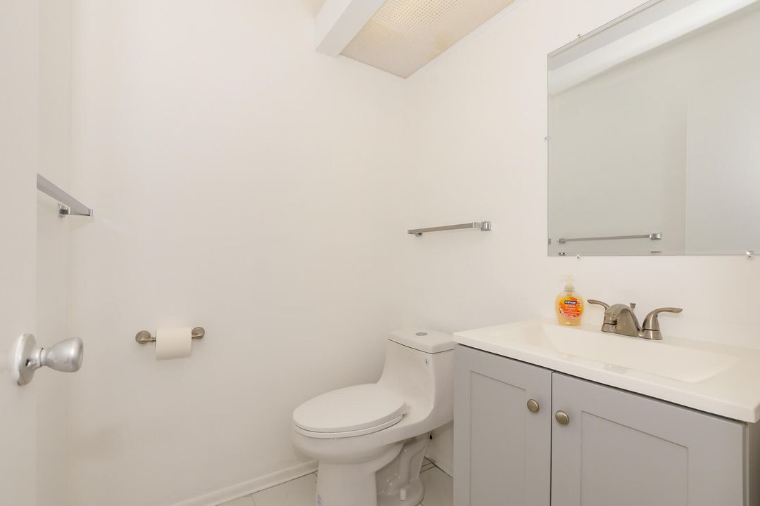 В аренду: $1,550 (1 спален, 1 ванн, 800 Квадратных фут)