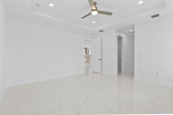 For Sale: $955,000 (4 beds, 3 baths, 2967 Square Feet)