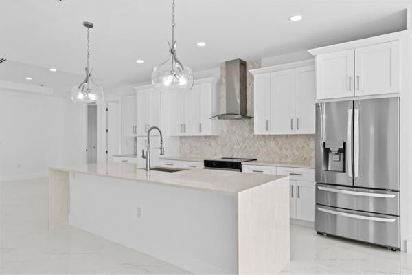 For Sale: $955,000 (4 beds, 3 baths, 2967 Square Feet)