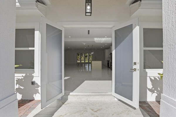 For Sale: $955,000 (4 beds, 3 baths, 2967 Square Feet)