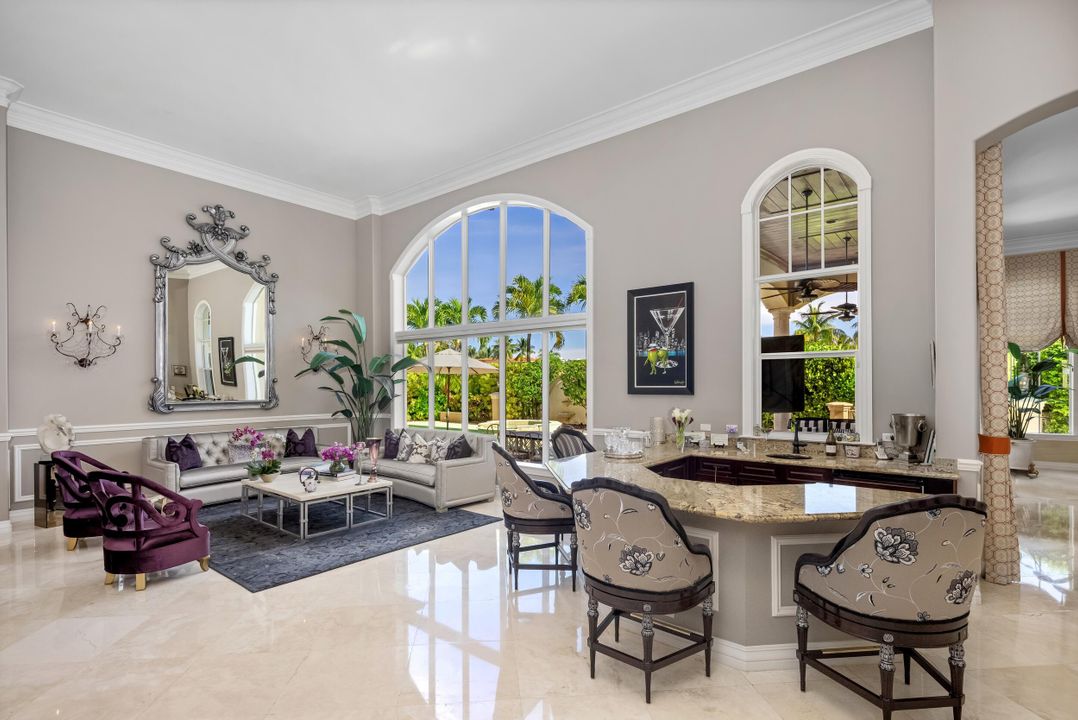 For Sale: $4,595,000 (5 beds, 6 baths, 5506 Square Feet)