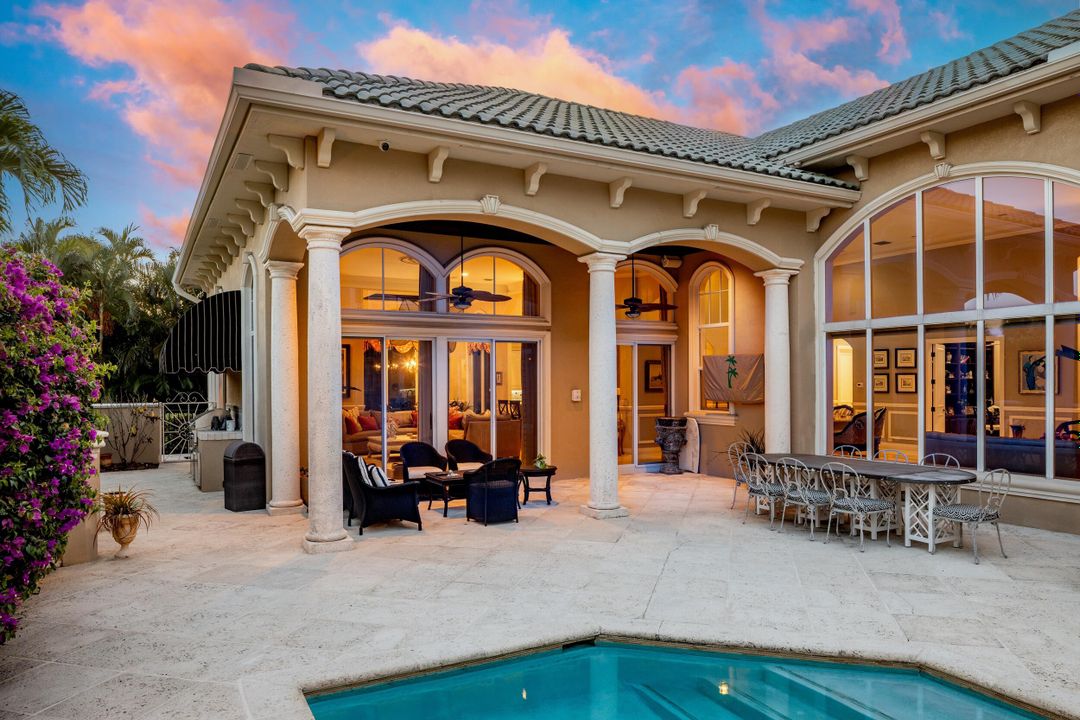 For Sale: $4,595,000 (5 beds, 6 baths, 5506 Square Feet)