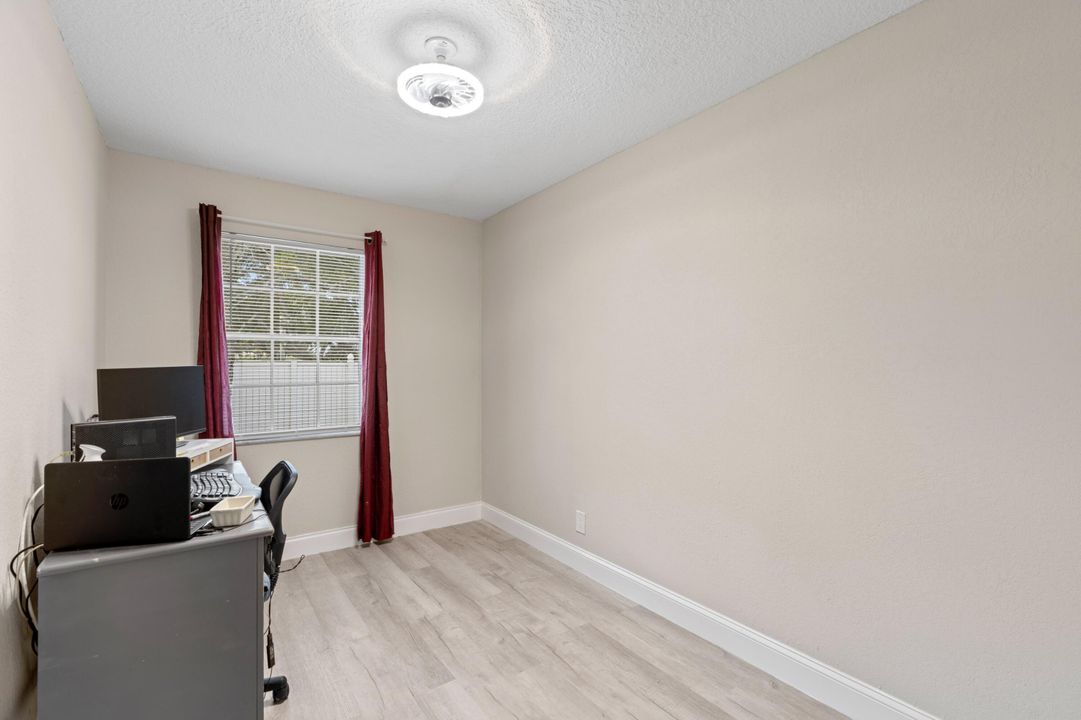 En Venta: $475,000 (4 camas, 2 baños, 1690 Pies cuadrados)