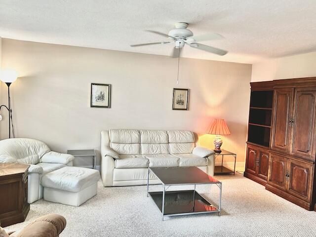 En Venta: $115,000 (2 camas, 2 baños, 907 Pies cuadrados)