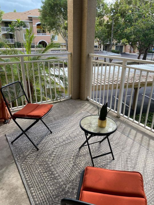 En Venta: $279,999 (2 camas, 2 baños, 1262 Pies cuadrados)