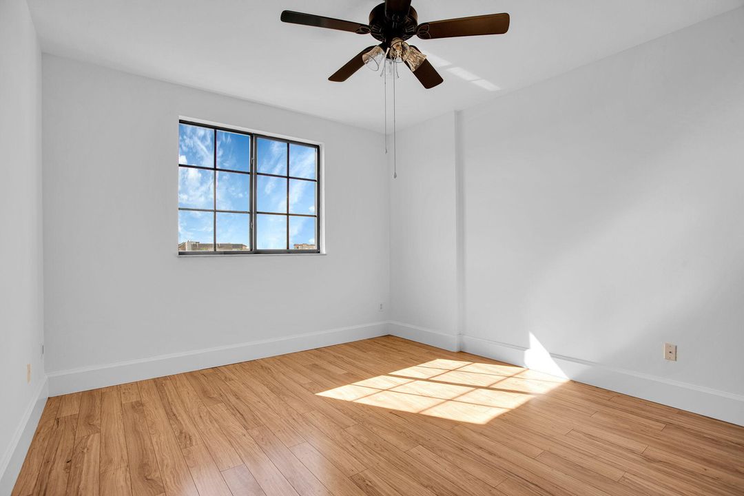 На продажу: $475,000 (2 спален, 2 ванн, 1073 Квадратных фут)