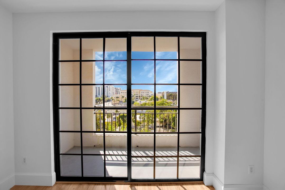 На продажу: $475,000 (2 спален, 2 ванн, 1073 Квадратных фут)