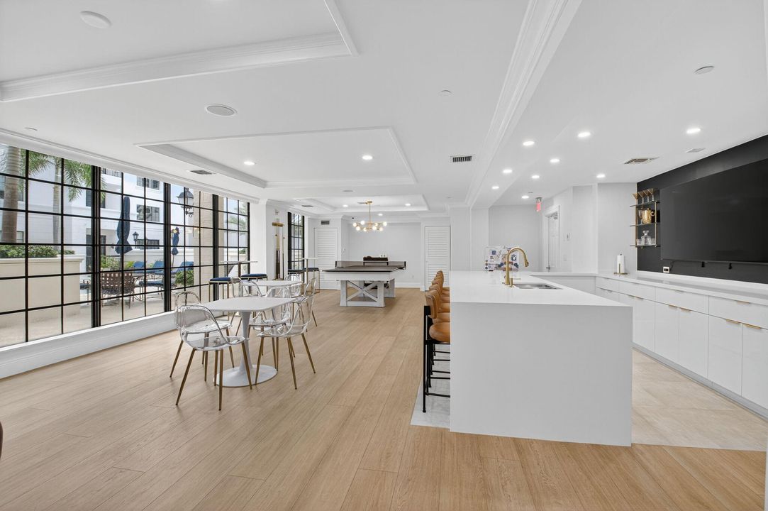 На продажу: $475,000 (2 спален, 2 ванн, 1073 Квадратных фут)