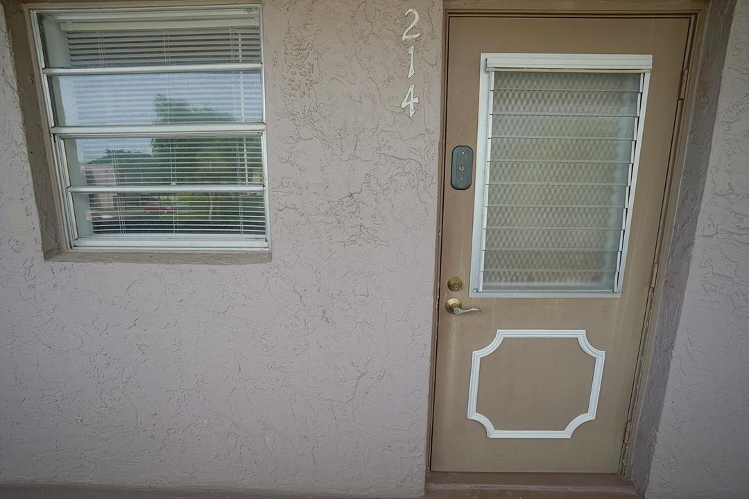 В аренду: $2,500 (2 спален, 2 ванн, 1023 Квадратных фут)