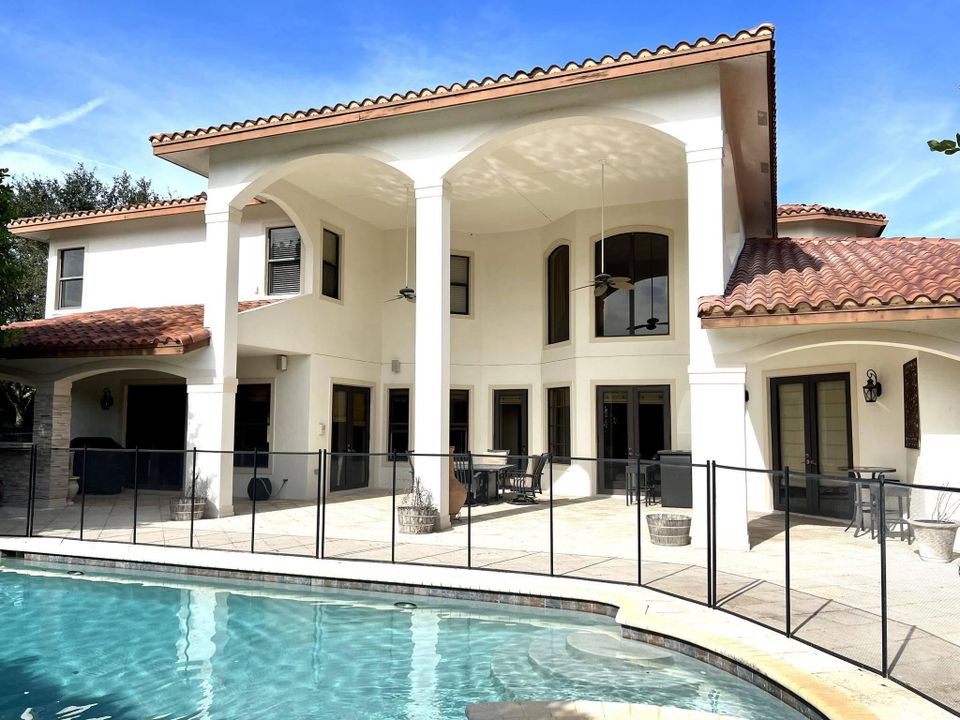 En Venta: $3,725,000 (4 camas, 3 baños, 4536 Pies cuadrados)