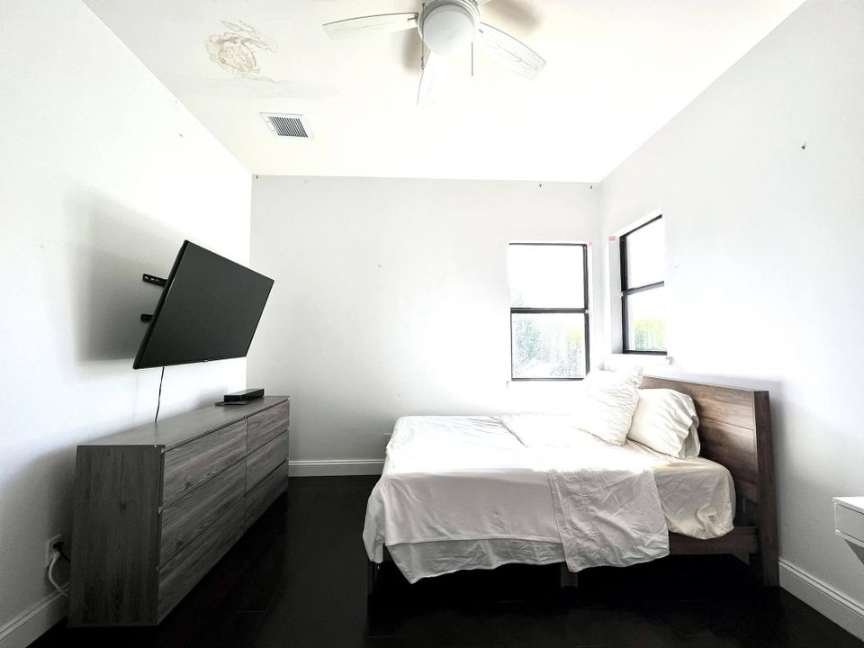 En Venta: $3,725,000 (4 camas, 3 baños, 4536 Pies cuadrados)