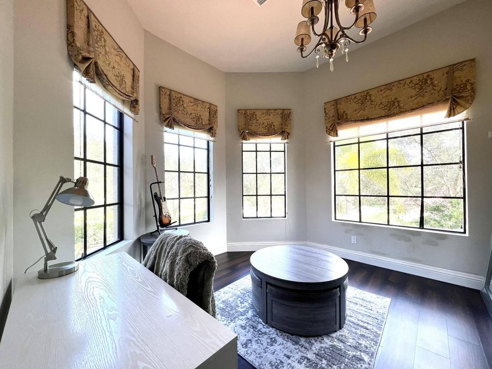 En Venta: $3,725,000 (4 camas, 3 baños, 4536 Pies cuadrados)