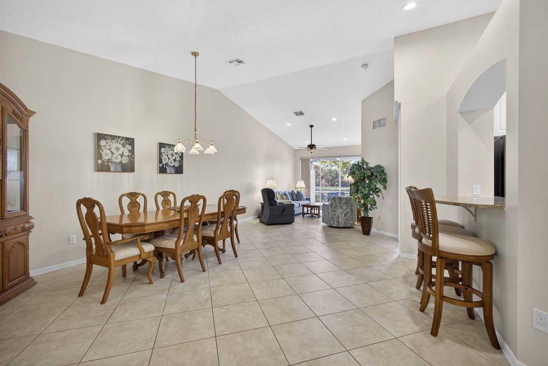 For Sale: $400,000 (3 beds, 2 baths, 1429 Square Feet)