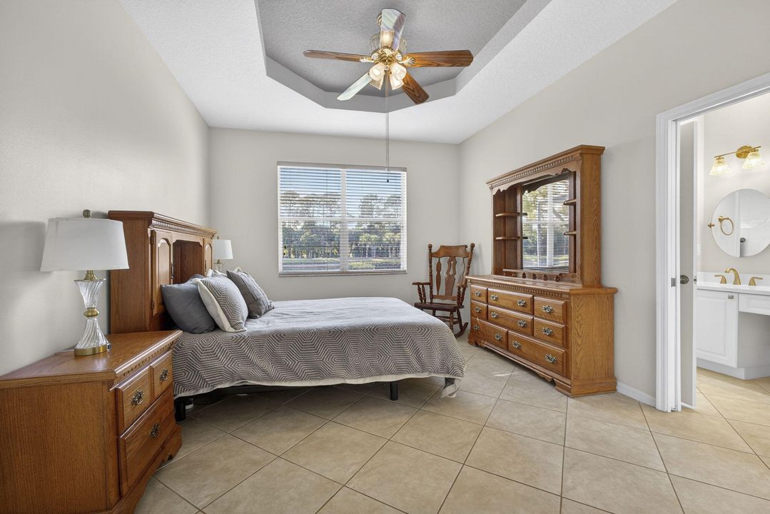 For Sale: $400,000 (3 beds, 2 baths, 1429 Square Feet)