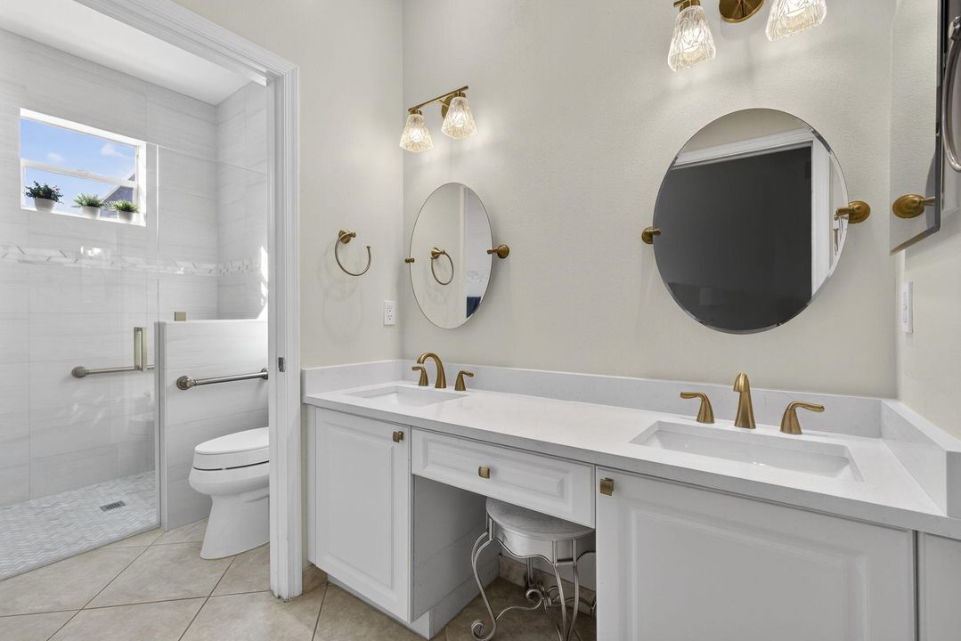 For Sale: $400,000 (3 beds, 2 baths, 1429 Square Feet)