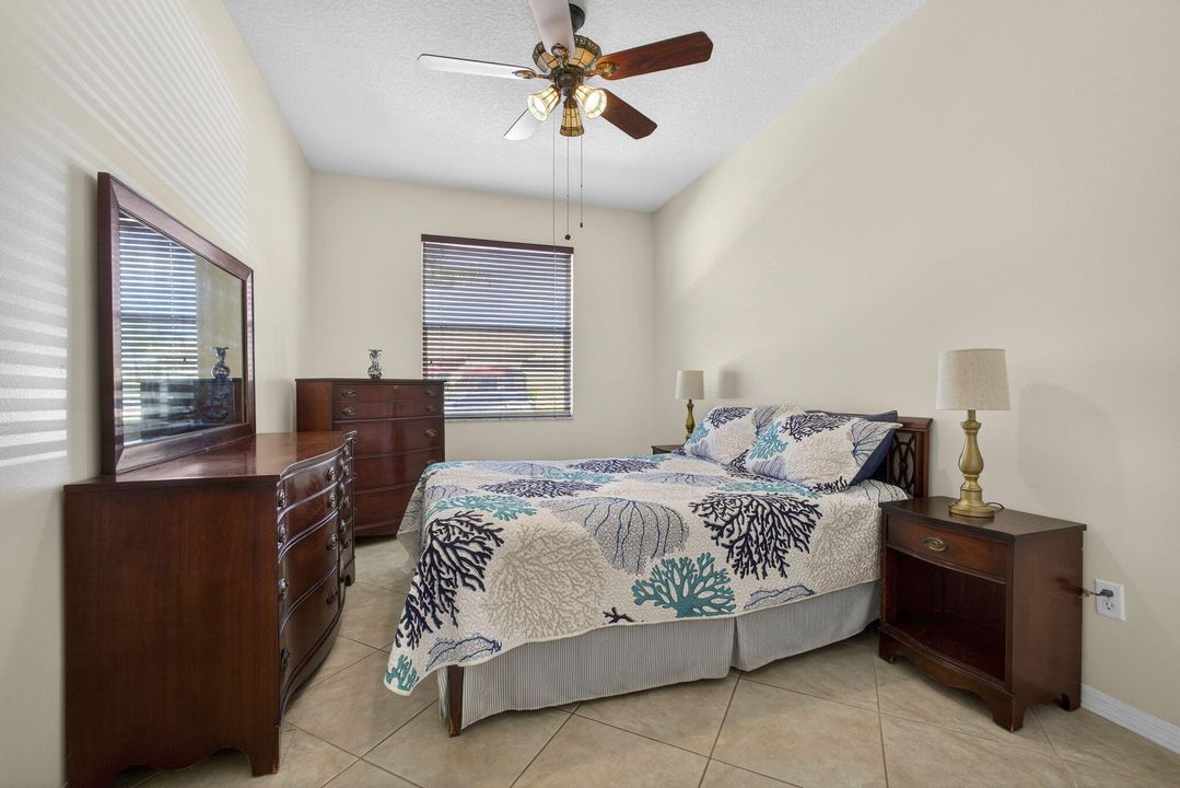 For Sale: $400,000 (3 beds, 2 baths, 1429 Square Feet)