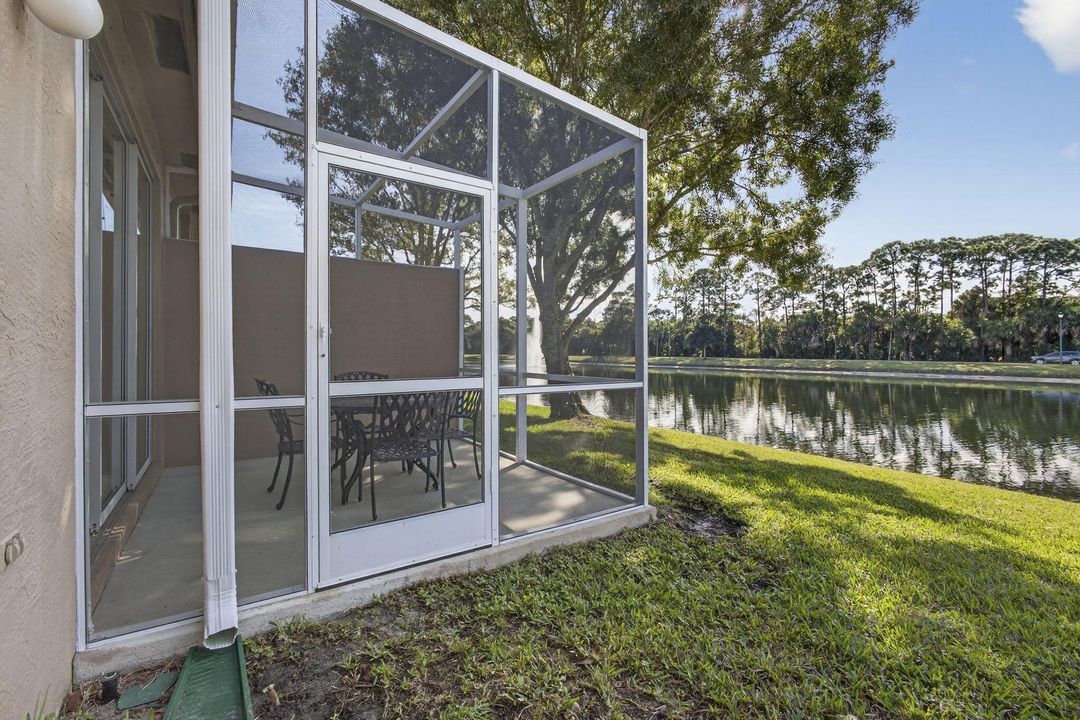 For Sale: $400,000 (3 beds, 2 baths, 1429 Square Feet)