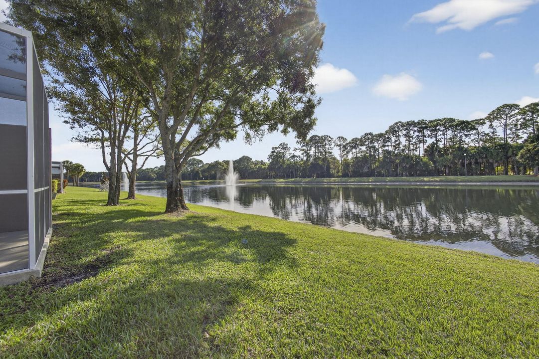 For Sale: $400,000 (3 beds, 2 baths, 1429 Square Feet)