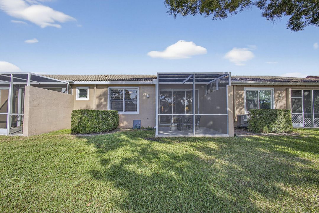 For Sale: $400,000 (3 beds, 2 baths, 1429 Square Feet)