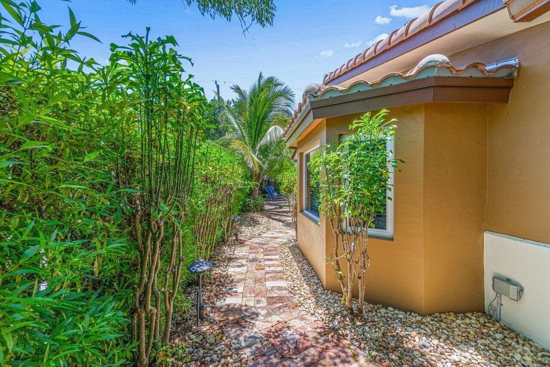 В аренду: $10,000 (3 спален, 2 ванн, 1602 Квадратных фут)