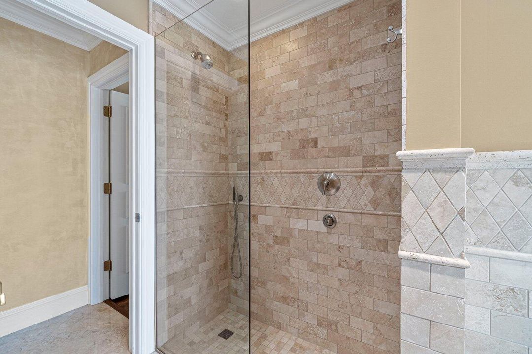 В аренду: $10,000 (3 спален, 2 ванн, 1602 Квадратных фут)