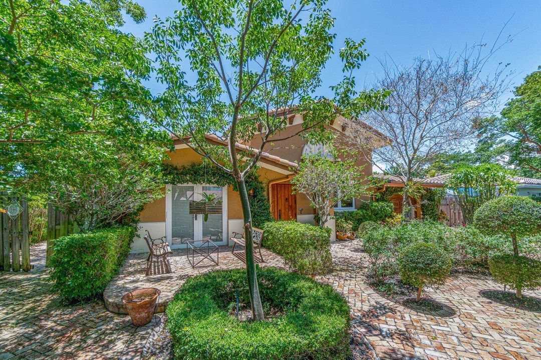 В аренду: $10,000 (3 спален, 2 ванн, 1602 Квадратных фут)