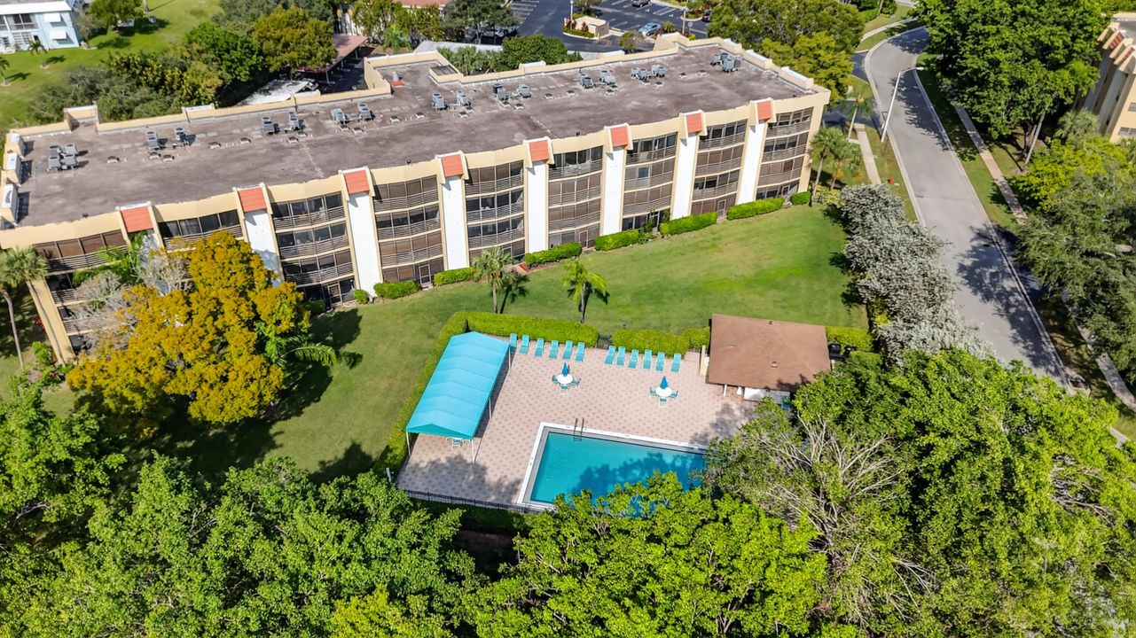 В аренду: $2,700 (2 спален, 2 ванн, 1160 Квадратных фут)