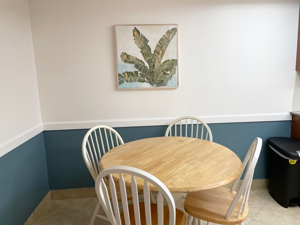 For Sale: $292,000 (2 beds, 2 baths, 1175 Square Feet)