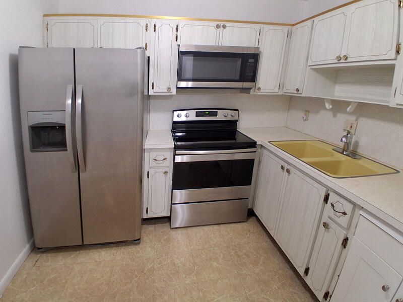 For Rent: $1,600 (1 beds, 1 baths, 392 Square Feet)