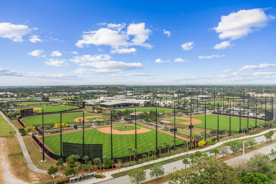 En Venta: $285,000 (2 camas, 2 baños, 1236 Pies cuadrados)