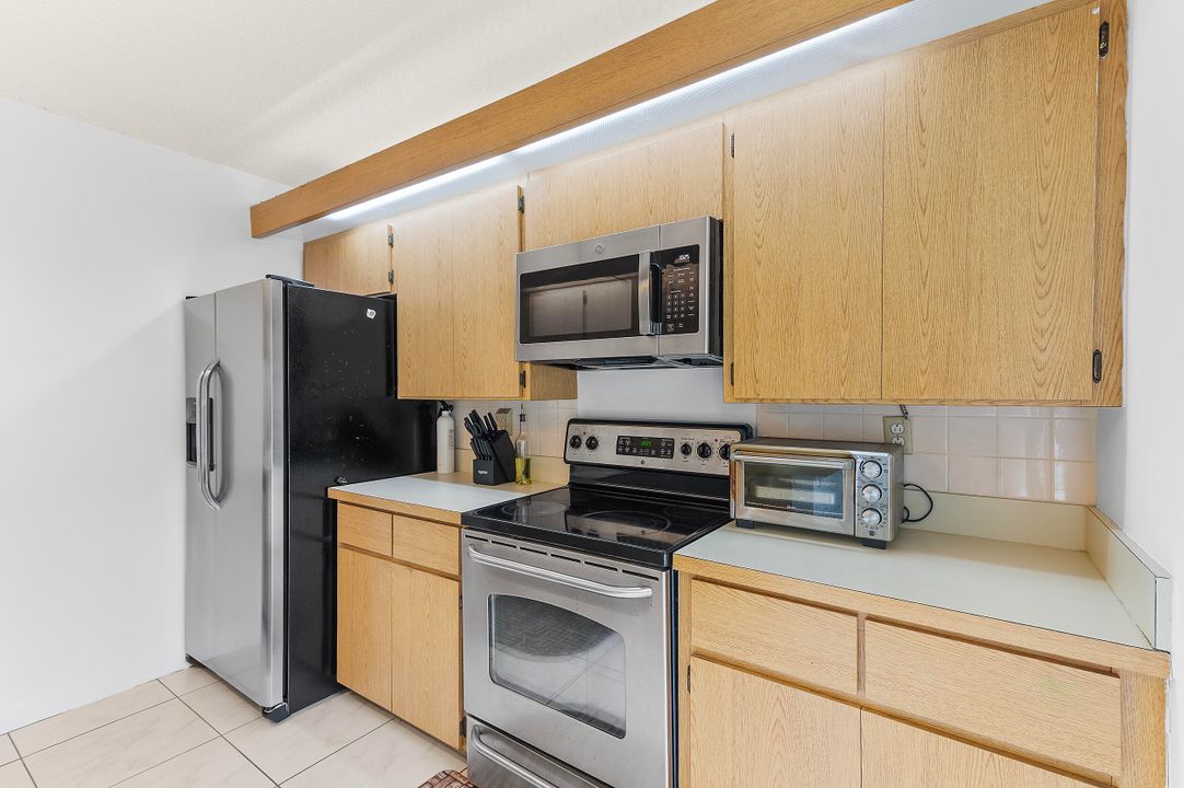 En Venta: $285,000 (2 camas, 2 baños, 1236 Pies cuadrados)