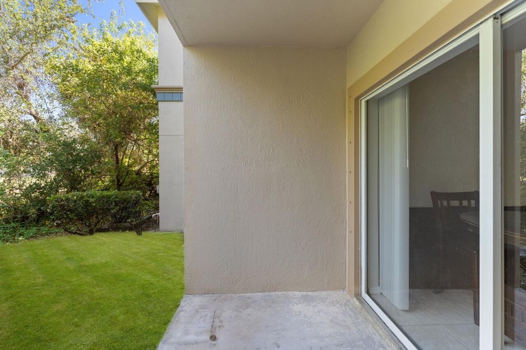 На продажу: $235,000 (3 спален, 2 ванн, 999 Квадратных фут)