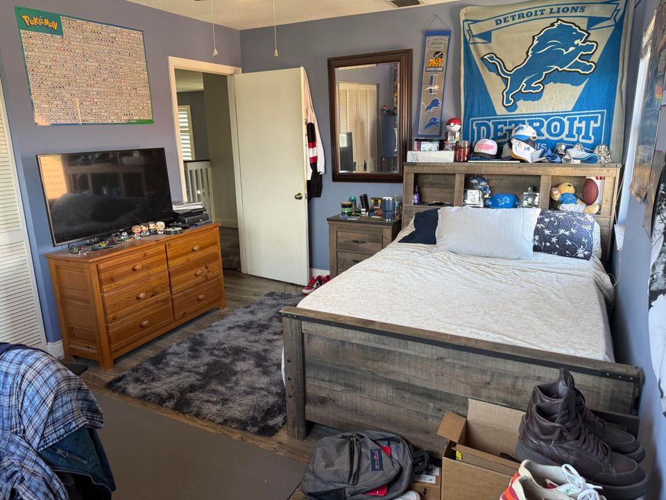 На продажу: $824,000 (5 спален, 3 ванн, 3070 Квадратных фут)