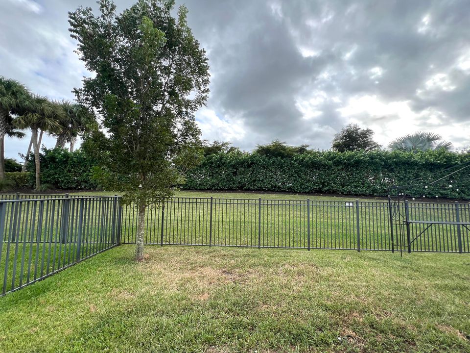 For Sale: $589,900 (4 beds, 2 baths, 2110 Square Feet)