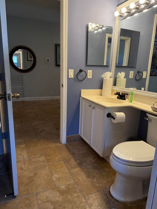 На продажу: $824,000 (5 спален, 3 ванн, 3070 Квадратных фут)