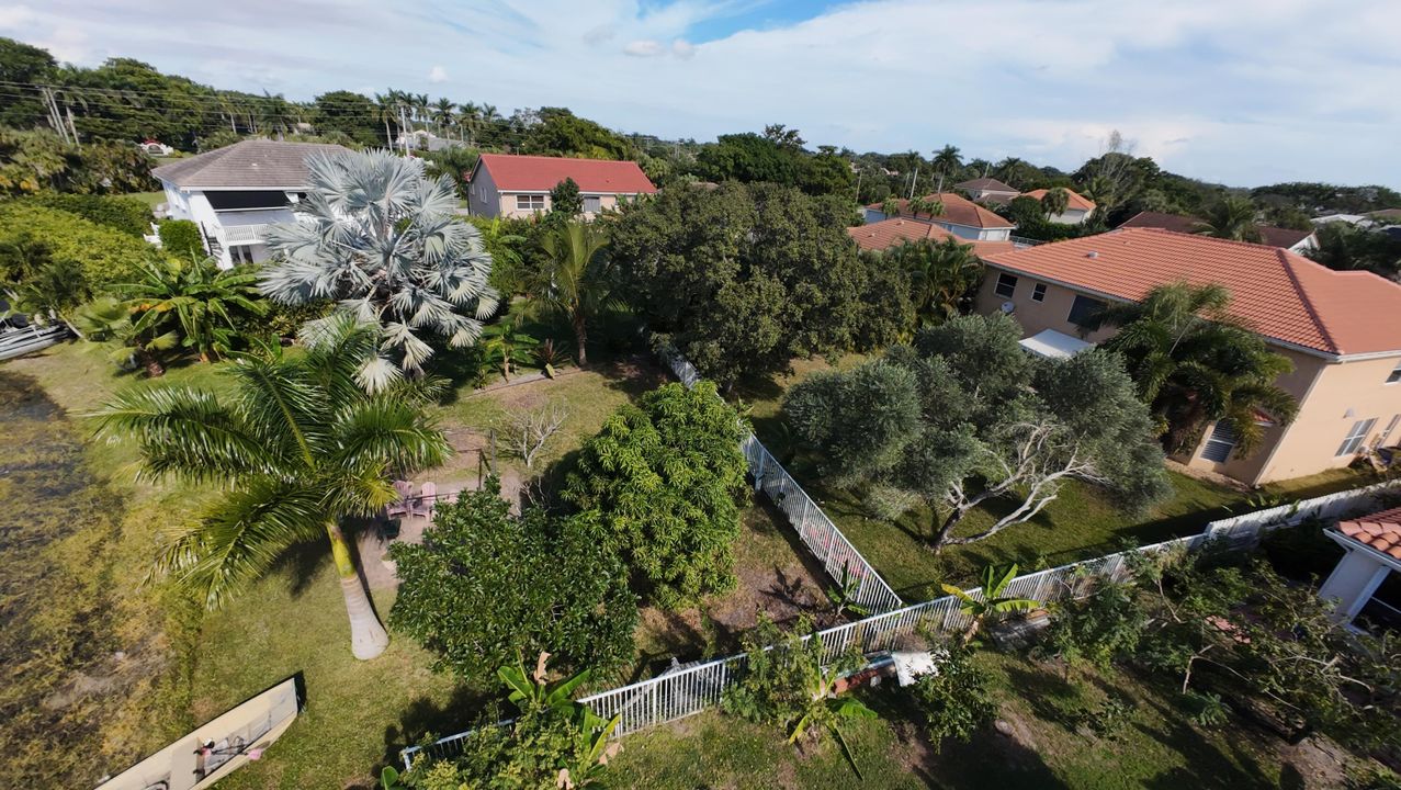 На продажу: $824,000 (5 спален, 3 ванн, 3070 Квадратных фут)